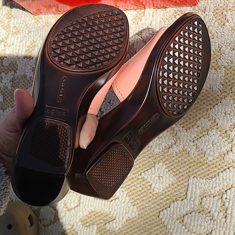 Aerosoles massive‎ pink stretch 7.5 new in box